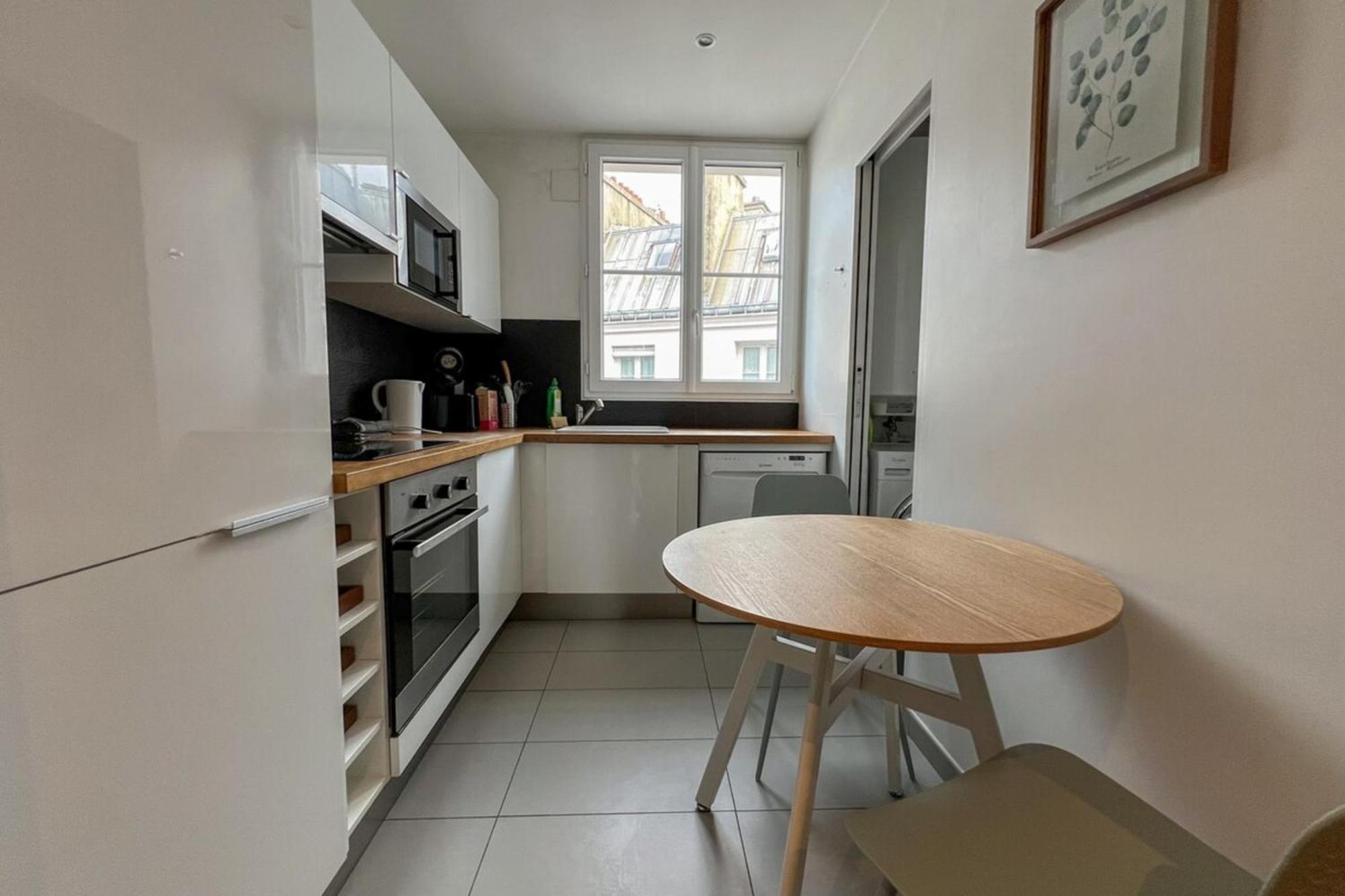 Flexliving - Whole Flat - Voltaire *
